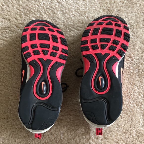 Nike Air Max - Picture 4 of 4